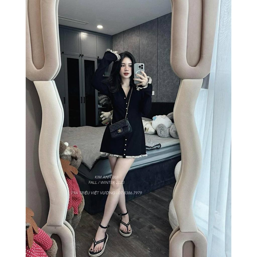 Váy nhung đen tăm viền