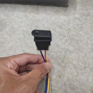 Công tắc Passing bấm giắc sẵn kich thước 21x15 dùng cho đèn trợ sáng L4x L6X gắn xe máy oto xe dien
