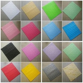 Xốp dán tường giả gạch khổ lớn 70*77 cm hàng sẵn keo chắc bóng đẹp