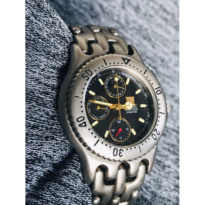 Đồng hồ nam thương hiệu Elgin USA titanium 6kim pin solar kim cọc dạ quang sáng