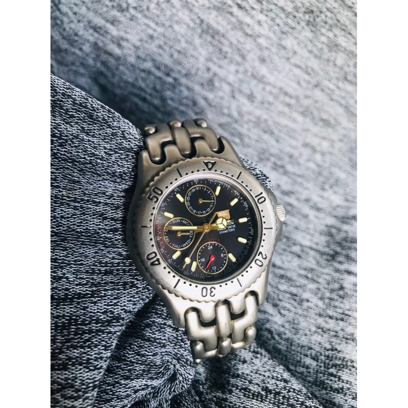 Đồng hồ nam thương hiệu Elgin USA titanium 6kim pin solar kim cọc dạ quang sáng