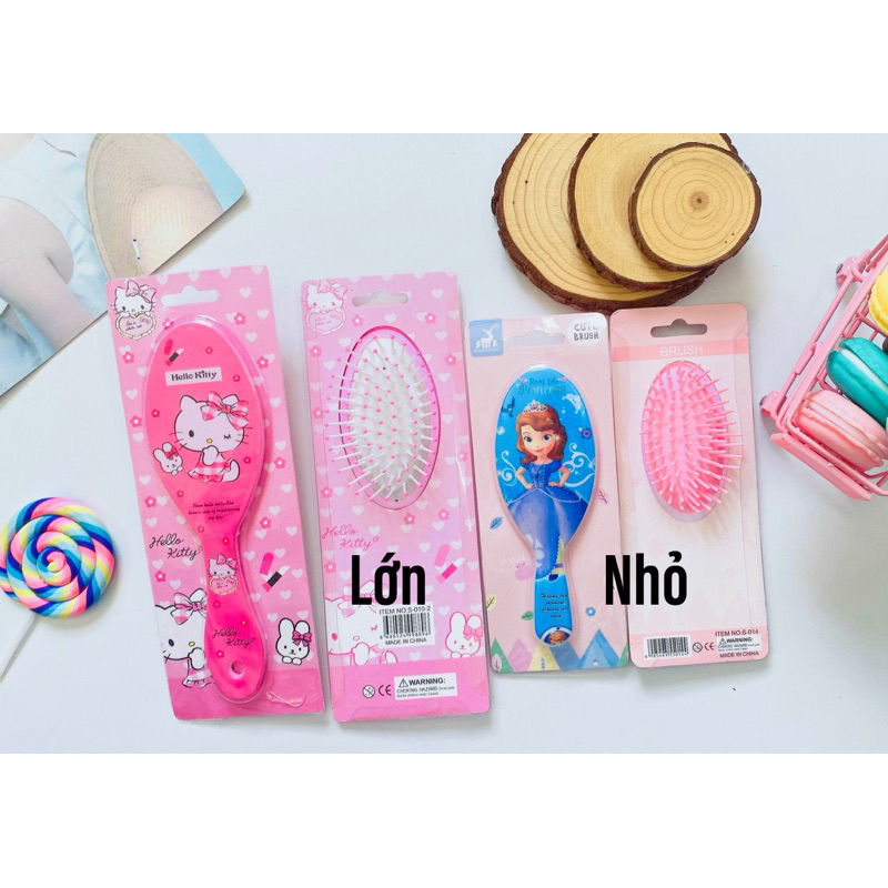 Lược massage chống rối tóc in hình công chúa dễ thương cho bé gái