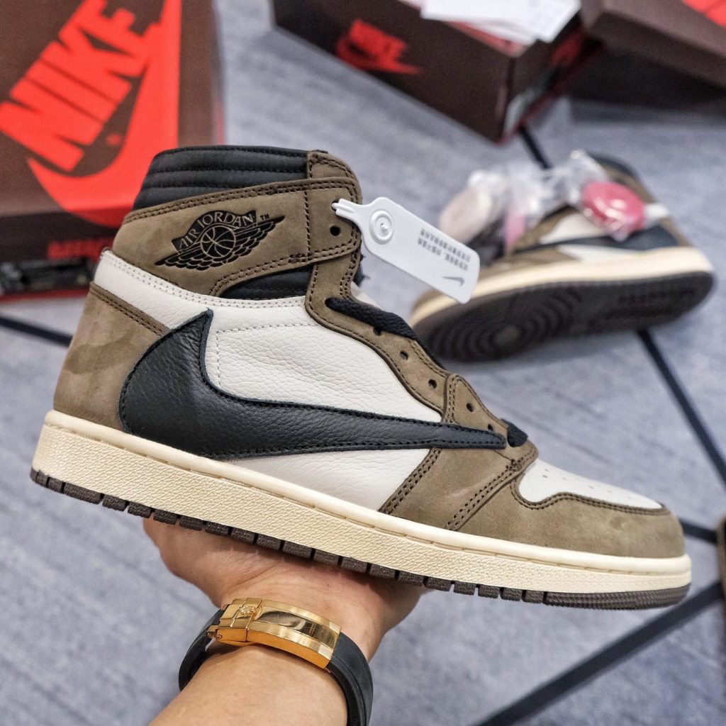 Giày JORDAN AIR 1 Travis Scott Cao Cổ, Giày JD Travis Scott Nâu Cao Full Phụ Kiện