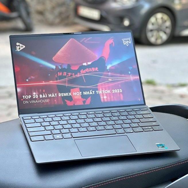 Máy tính  DELL XPS 9310 i7/16/512/FHD + vỏ nhôm siêu đẹp - bảo hành 12 tháng