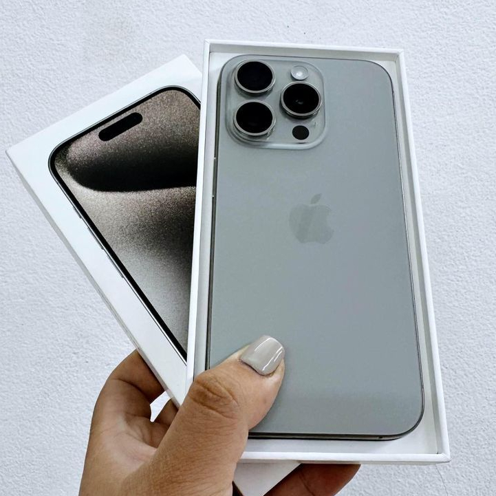 Siêu phẩm * điện thoại iph 15 prm - seal tháng 11 - 256gb - bảo hành 12 thángVVA