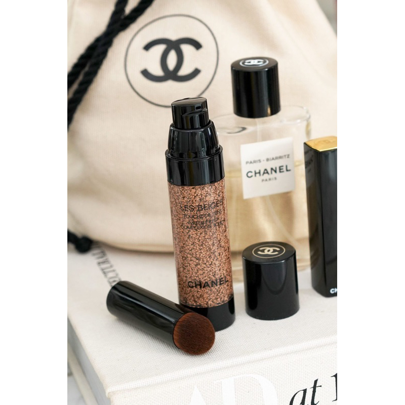 Kem nền Les Beiges Water-Fresh $47, $70