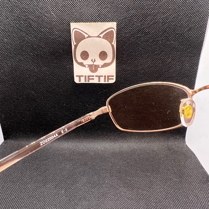 Kính si nhật Zoff