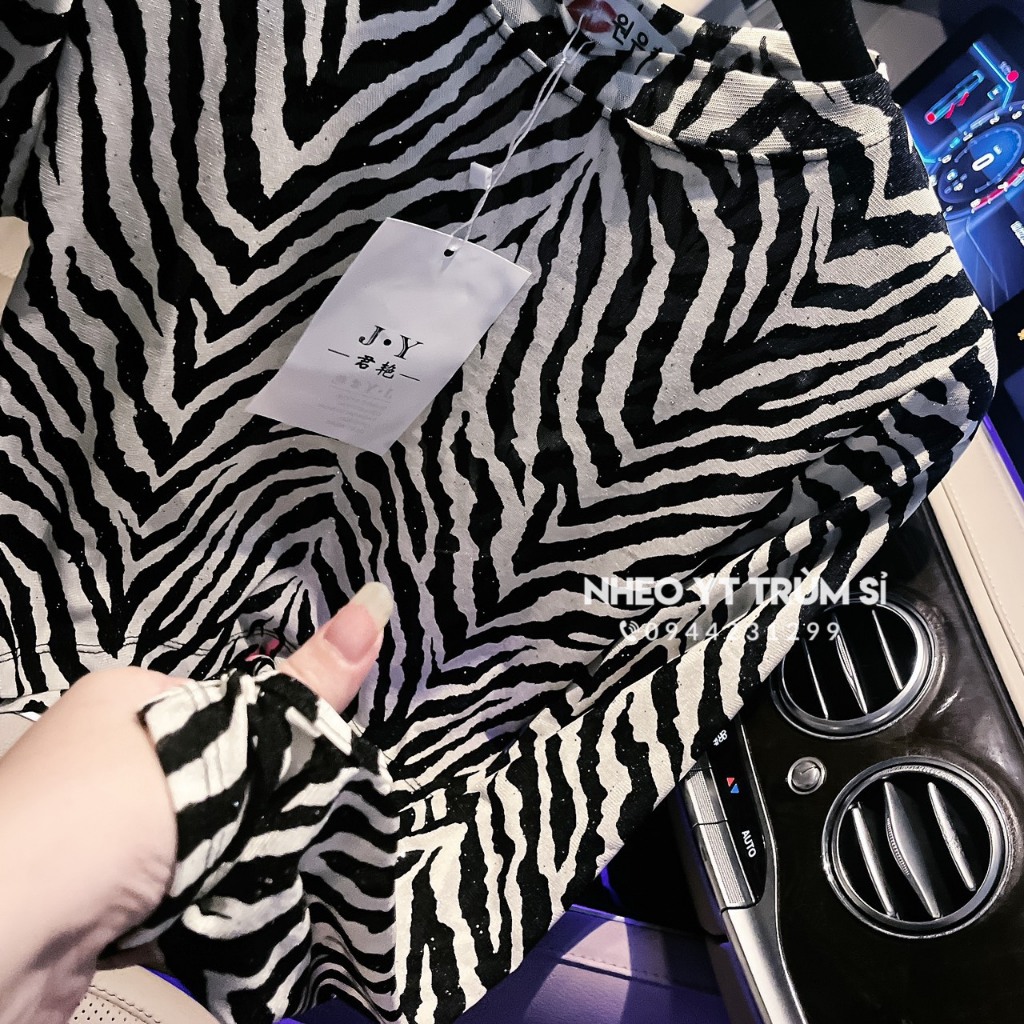 ÁO THUN VẰN DÁNG CROTOP TAY DÀI KIỂU DÁNG SEXY KHUYẾN RŨ