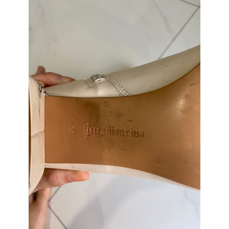 Boot đế bằng stradivarius Size 38 auth