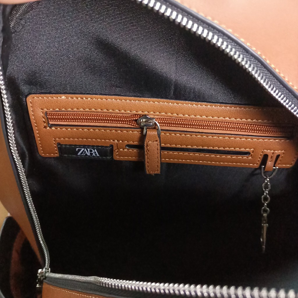 Balo da nam unisex Zara phom cứng màu nâu phối lạ mắt thời trang size to vừa laptop 16 inch