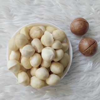 Hạt Macca Đaklak Sấy Chín Nứt Vỏ, Size bi nhỏ dưới 20mm, kích thước hạt nhỏ size dưới sàn, 500g