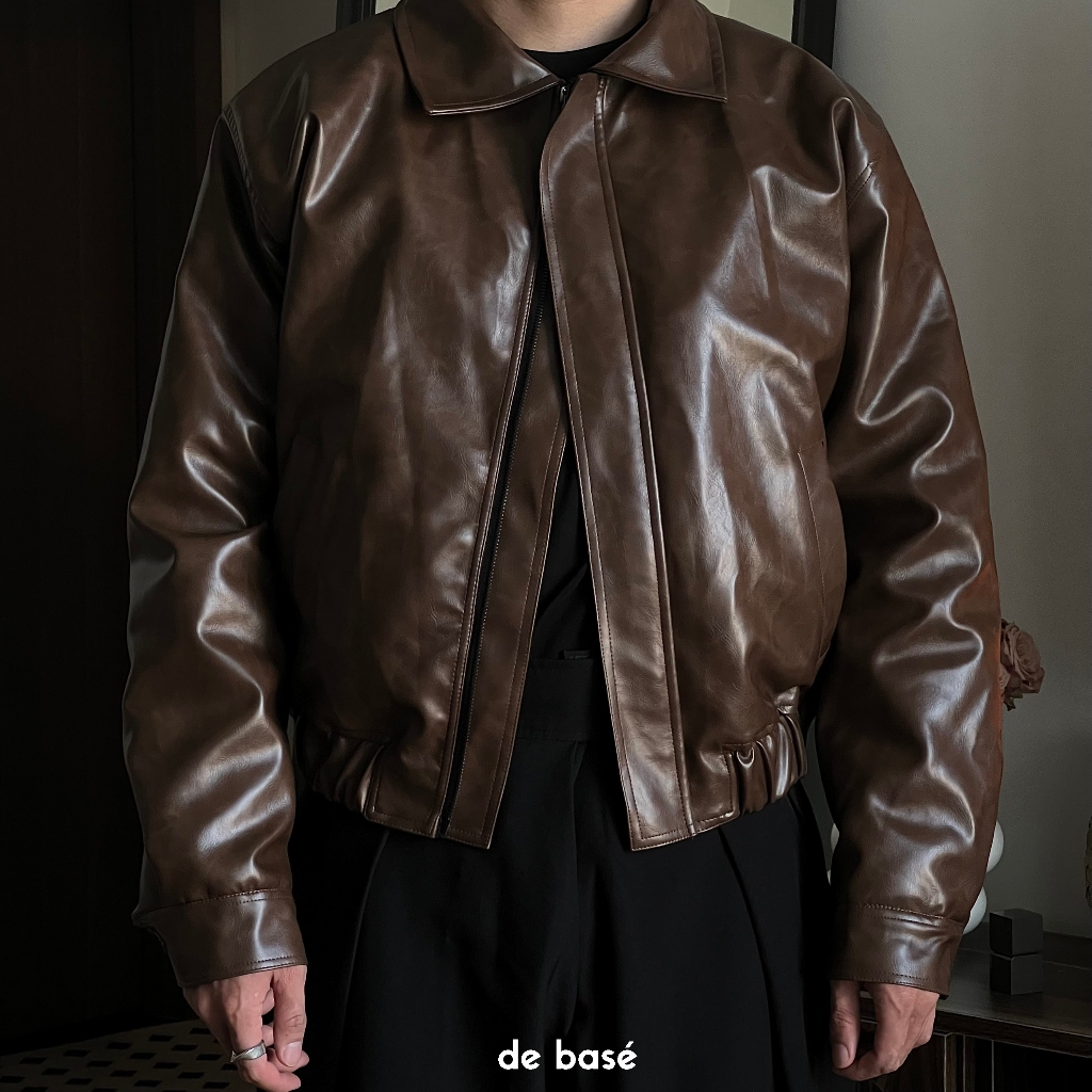 Áo Da Nâu - COLLARED CROPED LEATHER JACKET - Form Crop - De Basé