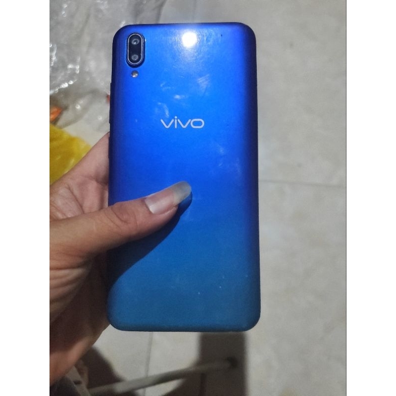 Điện thoại vivo y93