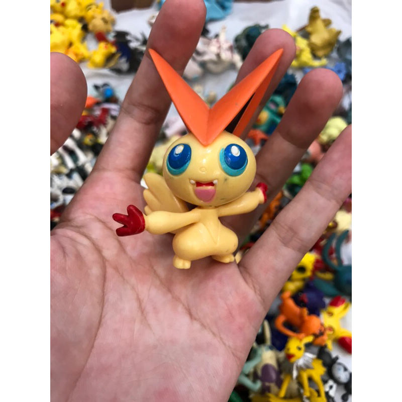 Mô hình Pokemon size to