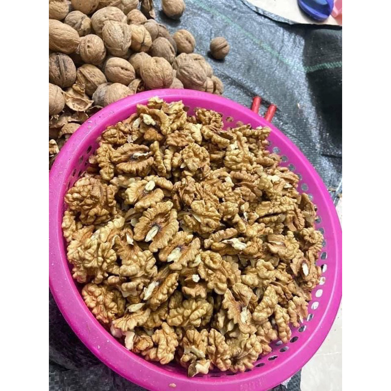 Nhân óc chó vàng 1kg.