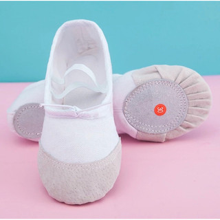 Giày múa bale màu trắng (size 31-39) hàng nhập xịn sẵn TPHCM. Ballet Shoes for girls, boys in HCMC