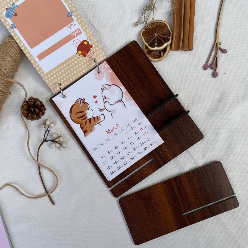 Lịch để bàn đế gỗ 2024 CÓ LỊCH ÂM và NOTE, nhận in chèn logo theo yêu cầu từ 20 bộ