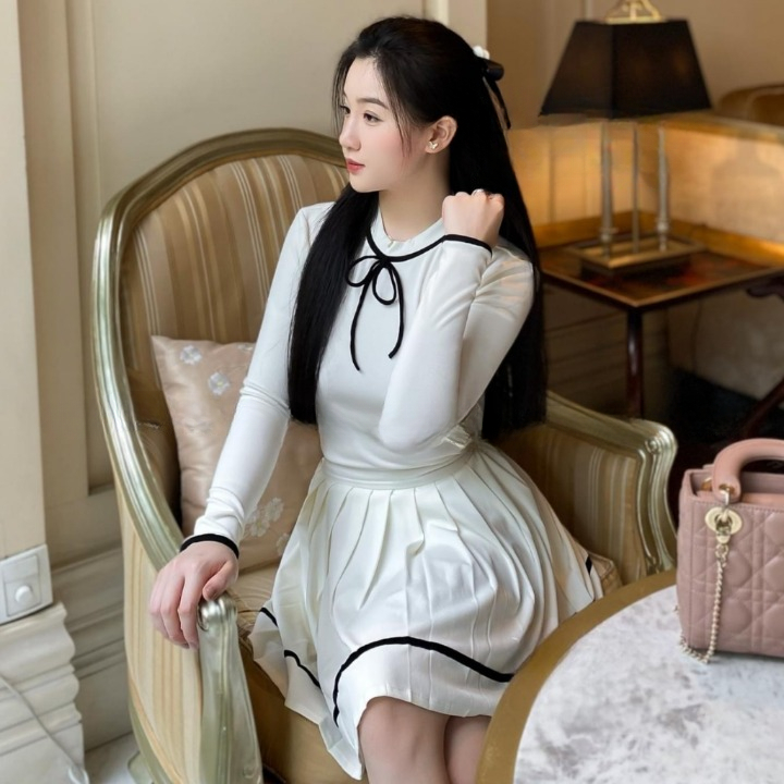 Set đồ nữ - Áo thun dài tay mix chân váy xếp ly chất liệu len tăm dáng ngắn có lót trong thắt nơ gin62.store