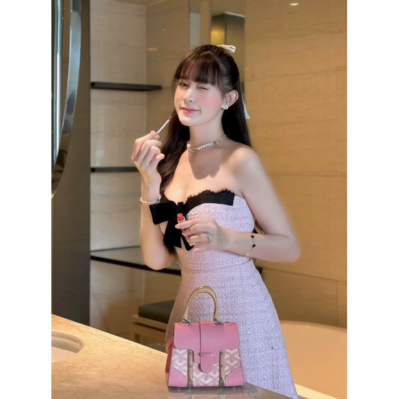 ĐẦM DẠ A CÚP NƠ