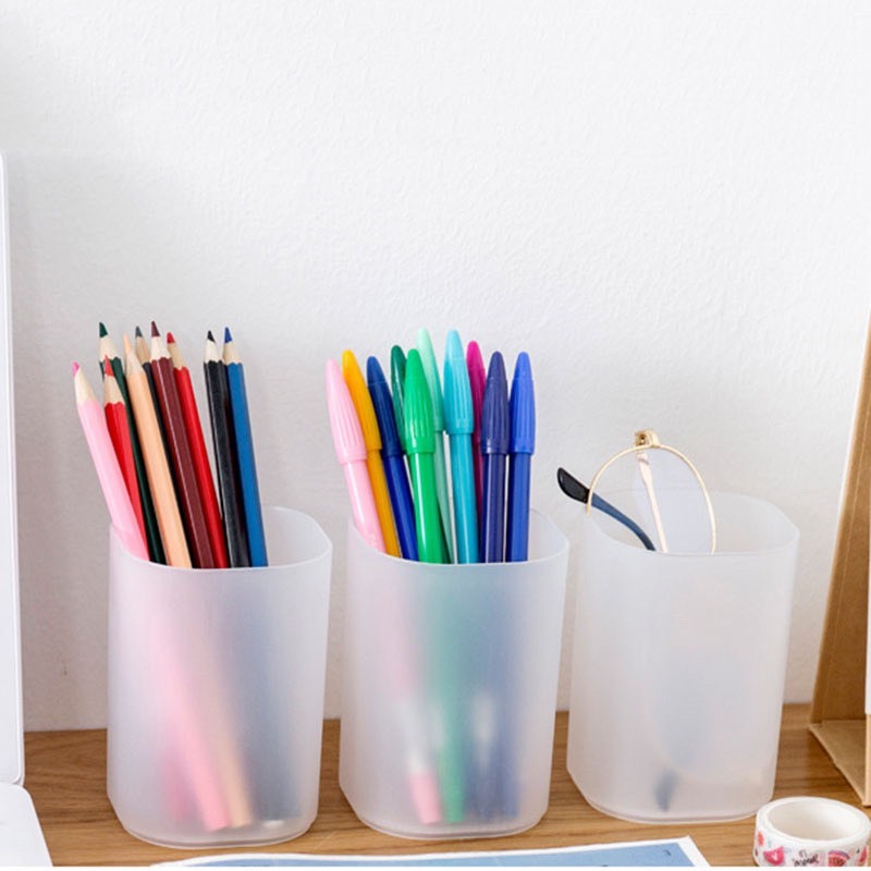 Ống bút tròn Pkbeoshop ống đựng bút bằng nhựa dẻo để bàn hộp bút trong mờ nhỏ gọn decor bàn học tiện lợi