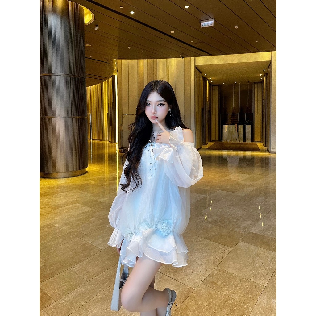 Tipblu - Đầm Tay Dài Trễ Vai Và Quần Bí Perla Set