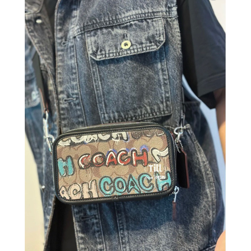 Túi đeo chéo unisex Coach Mint dáng hộp cá tính