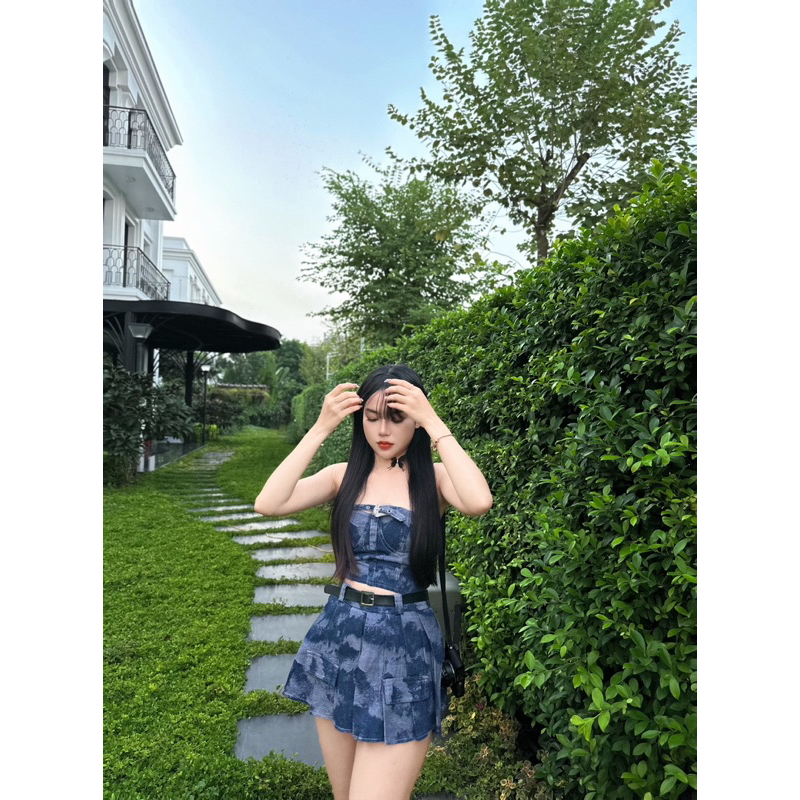 Pass set bò áo cúp ngực + chân váy size M