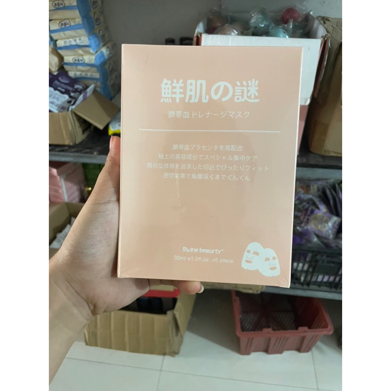 Hộp 5 Miếng Nạ Thuỷ Tinh Nhau Thai Mẫu Mới Cấp Ẩm,Căng Bóng,Trắng Da