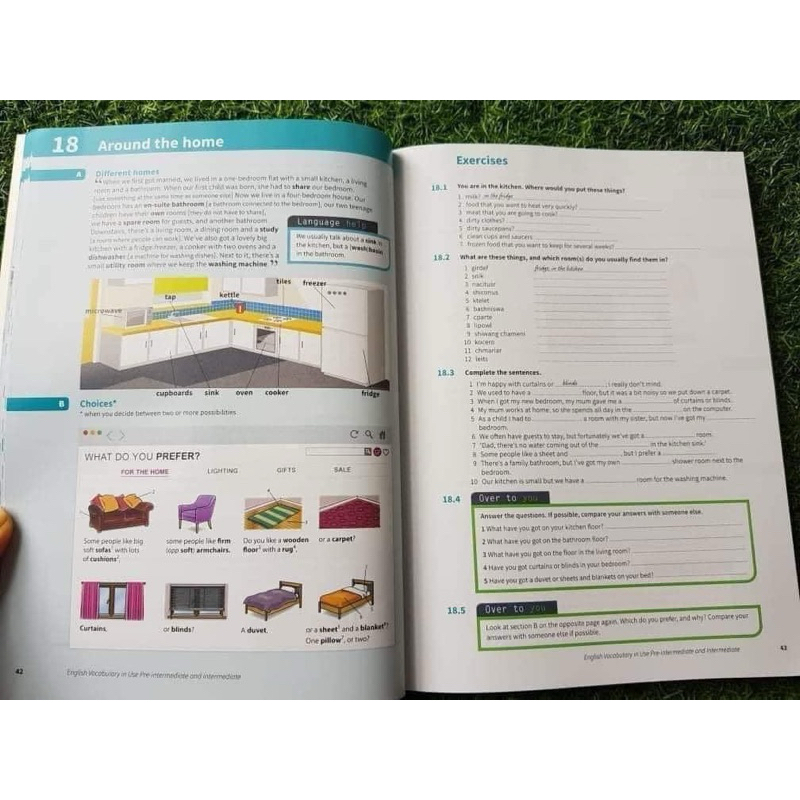 Nhập Khẩu - English Vocabulary in Use B.o.o.k kèm Key,Audio