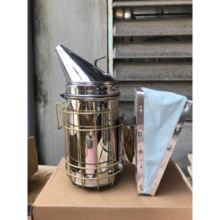 Bình xịt Khói Chống Ong Đốt.