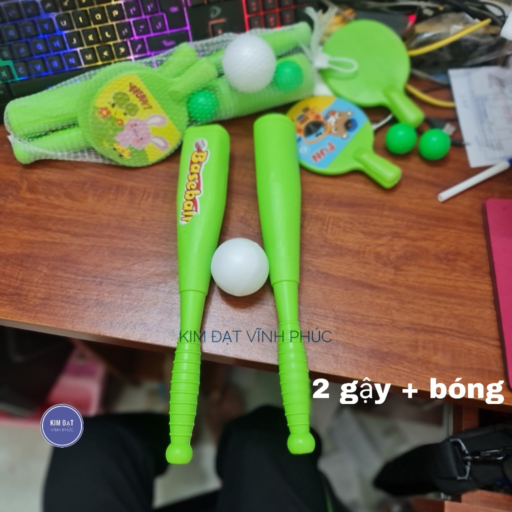 Bộ đồ chơi gậy bóng chày và bóng bàn . túi gồm 2 bộ