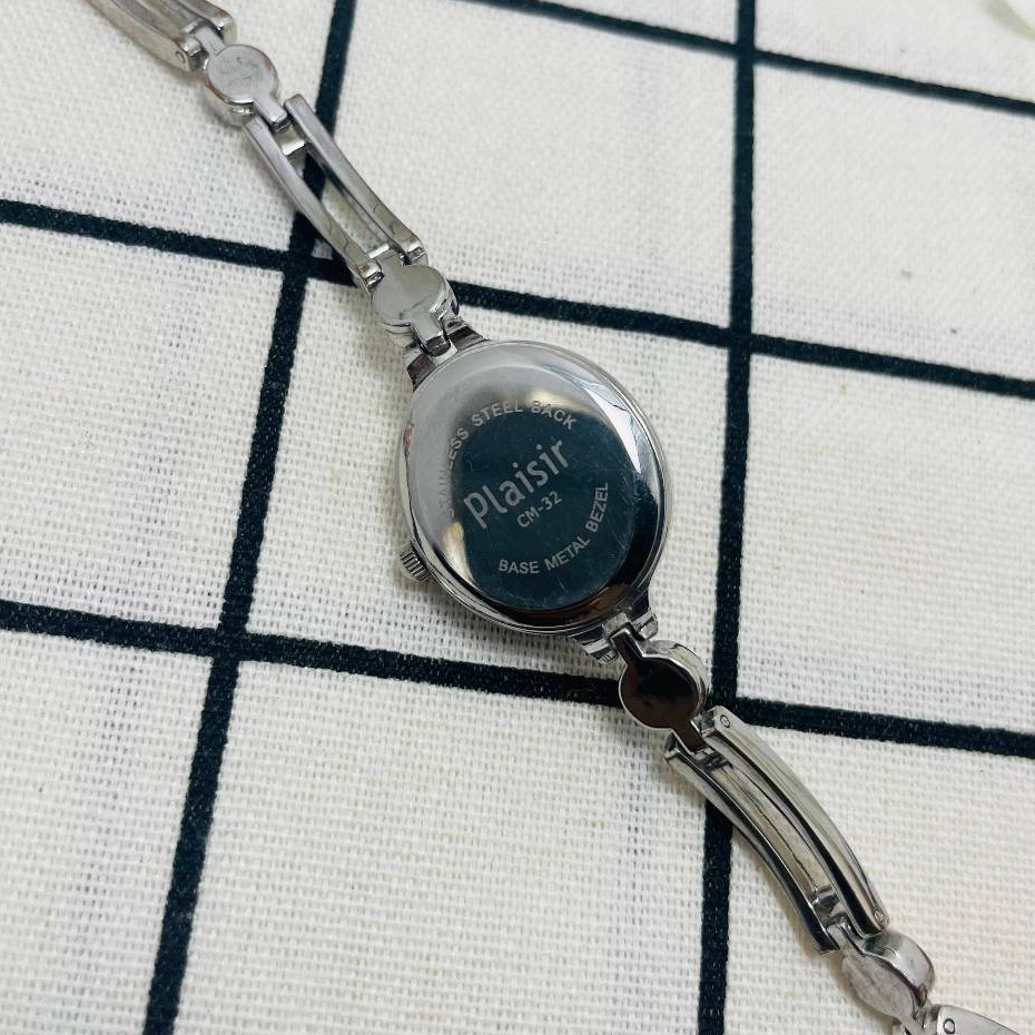 Đồng hồ nữ lắc Plaisir Singapore