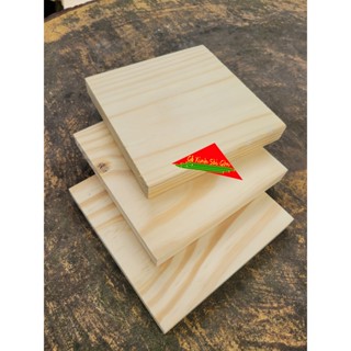 Tấm gỗ thông vuông 15cm-20cm-24cm-30cm,dày 2cm bào láng 4 mặt dùng làm mô hình, kê vật dụng, ráp thành hộp vuông,decor