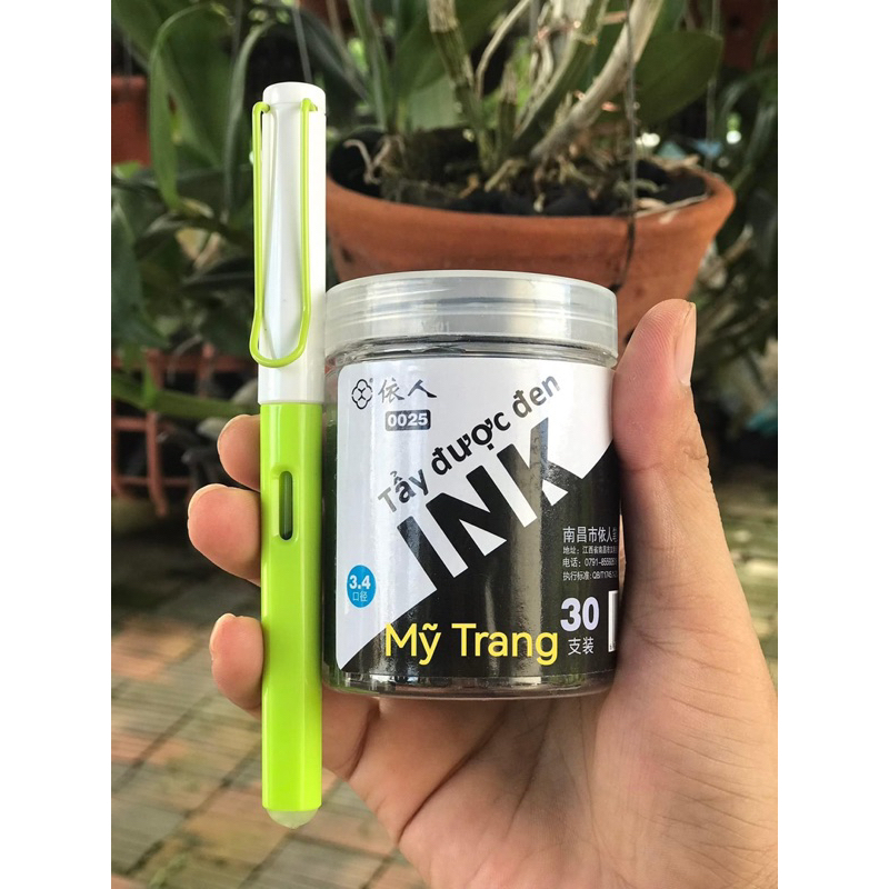 Combo bút máy cho học sinh lớp 1.
