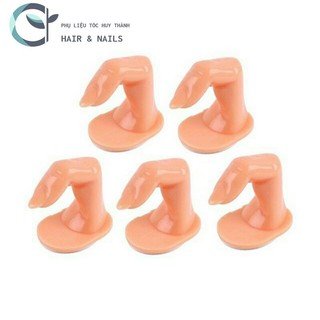 Ngón tay giả tập làm nail