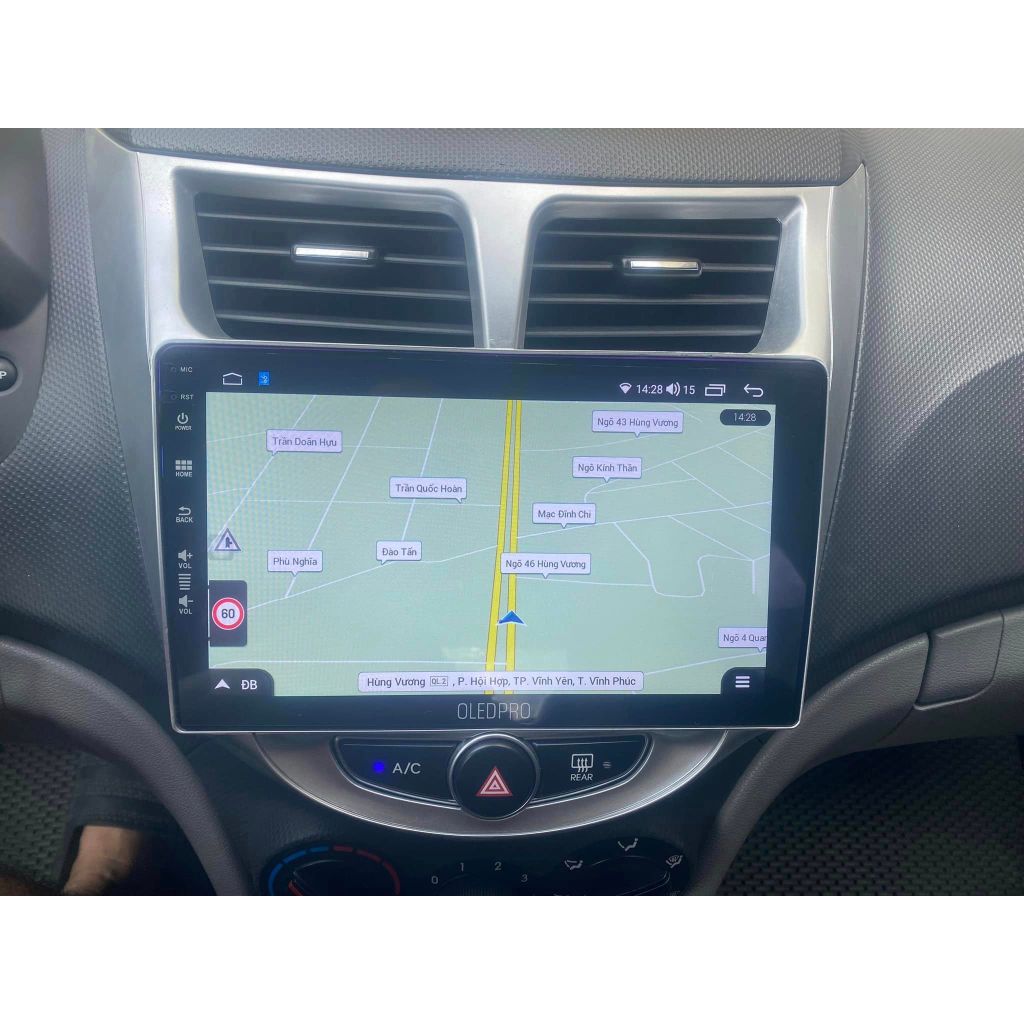Màn Hình DVD Android Ô tô Oledpro X4 Và X4S Kèm Camera 360  -  Cấu Hình Ram 4Gb Rom 32GB