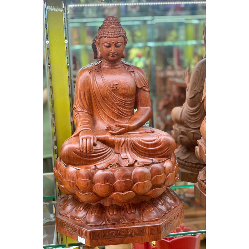 Tượng Phật Thích Ca Mâu Ni bằng gỗ Hương Đá cao cấp, có nước sơn