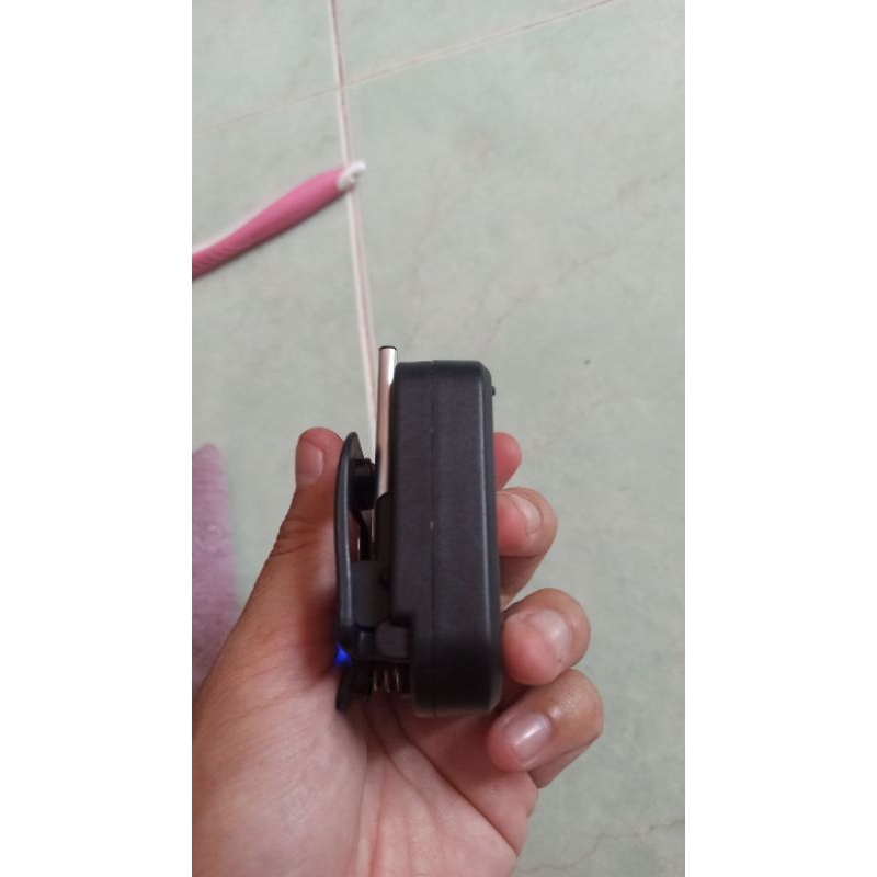 Sạc pin đa năng Konfulon dành cho pin điện thoại, pin máy ảnh ,vvv