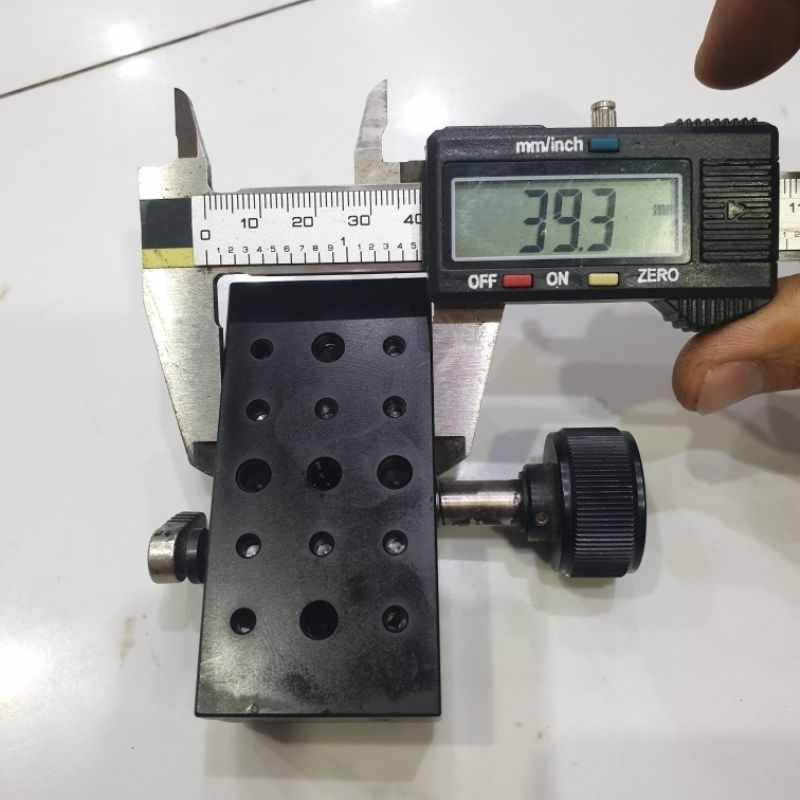 Bàn trượt nhôm mang cá DPI hành trình 60mm tháo máy