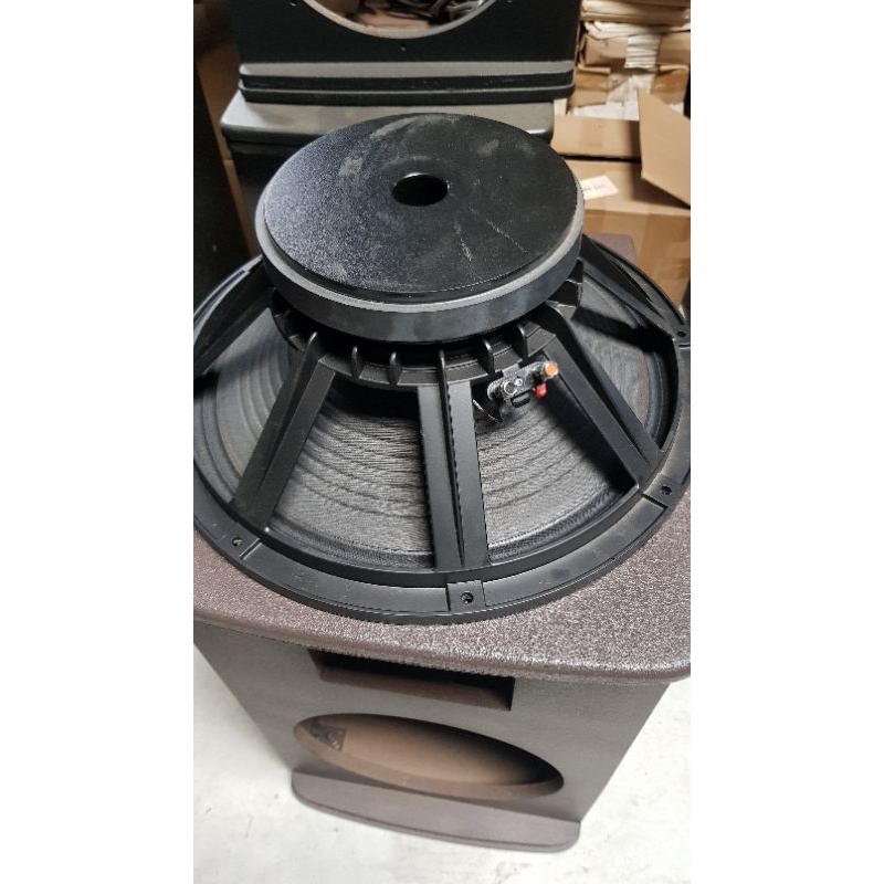 Củ Bas 40 coil 75 từ 190 china