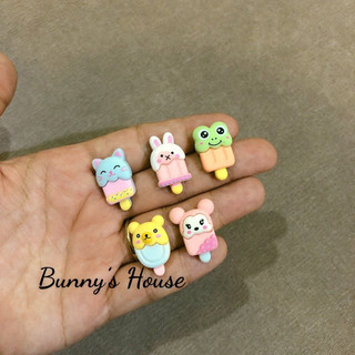 JIBBITZ, STICKER, CHARM KEM THÚ TRANG TRÍ DÉP SỤC (ĐÃ GỒM NÚT GẮN)