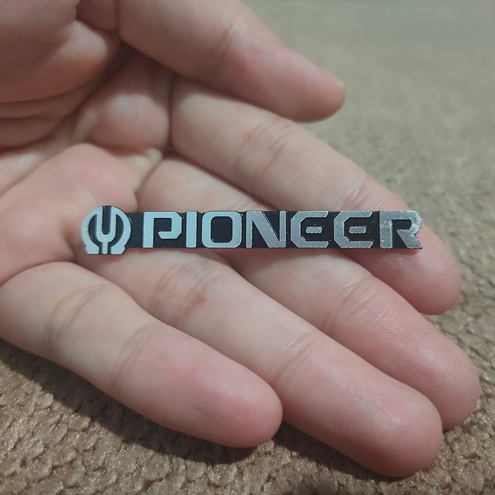Tem - Logo PIONEER Nhôm Và Nhựa Cứng - Dán Loa - Amply - Giá 1 Chiếc