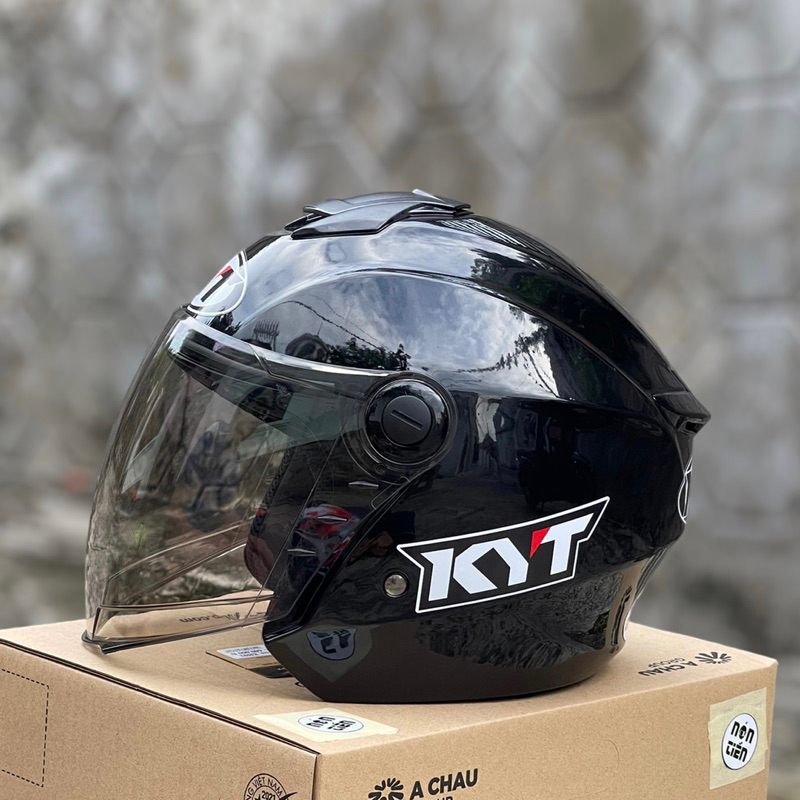 MŨ BẢO HIỂM 3/4 1 KÍNH XH01 ĐEN BÓNG CỰC NGẦU , LÊN LOGO KYT VÀ BH 12 tháng