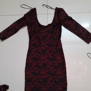 Đầm dài tay hiệu Forever21