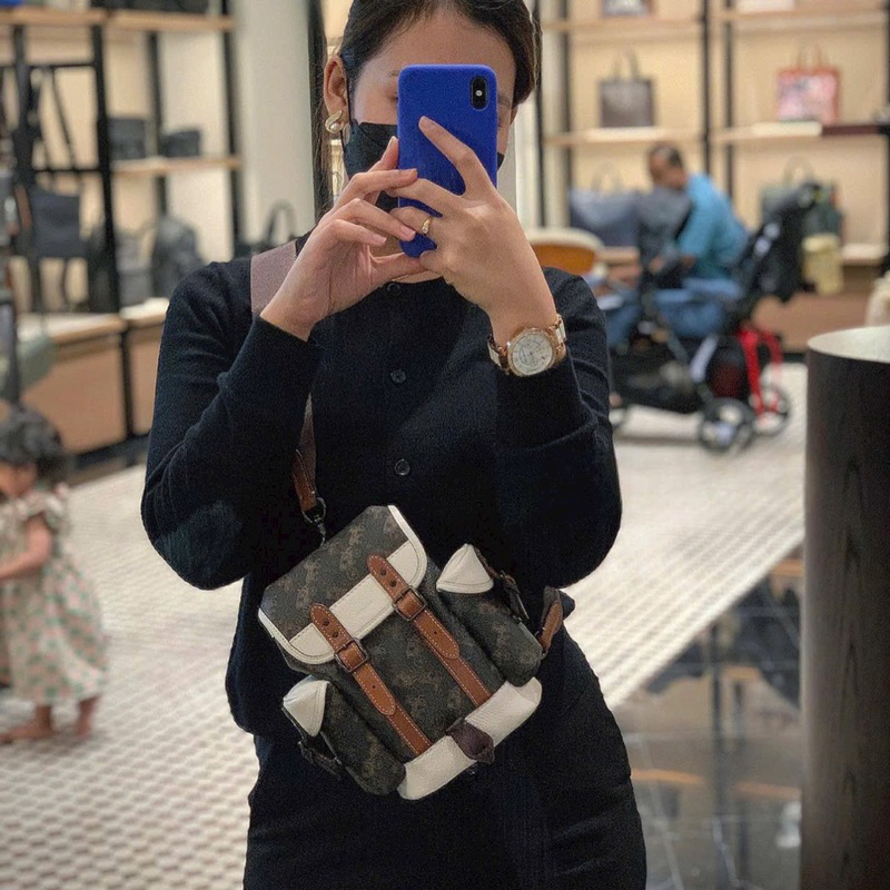 📛RẺ VÔ ĐỊCH📛TÚI C MINI HITCH UNISEX SIÊU ĐẸP