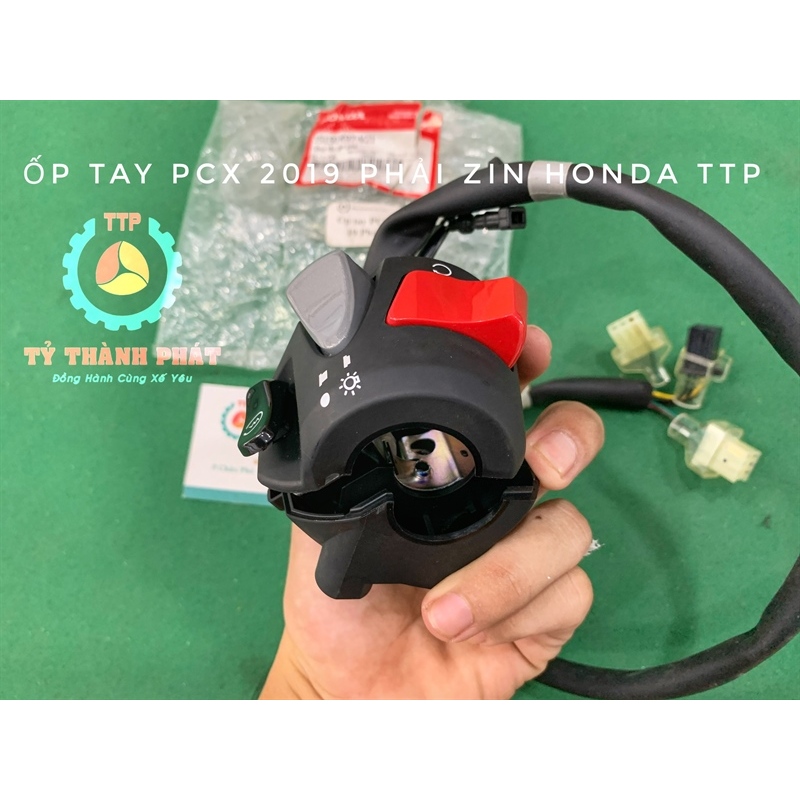 Cùm công tắc PCX 2019 Phải