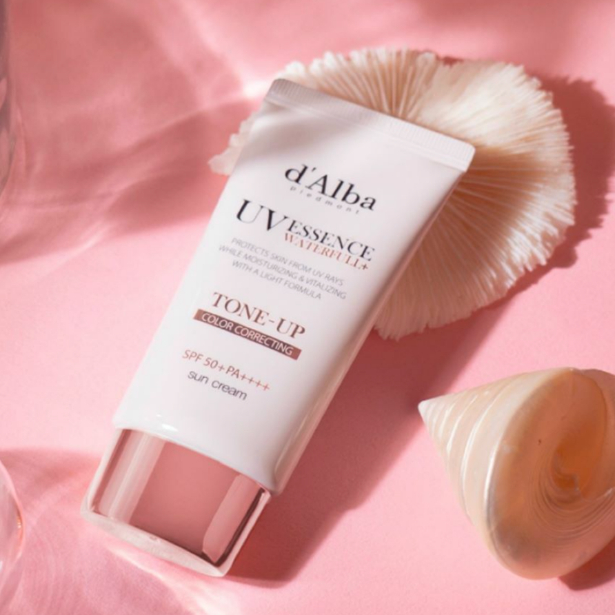 Kem chống nắng DALBA UV Essence Waterfull+ Sun Cream SPF50+ PA++++