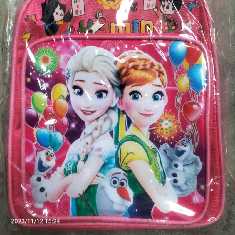 Cặp mầm non bé trai, gái