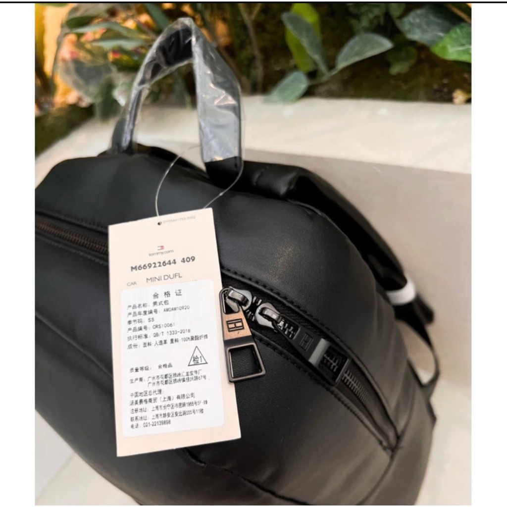 Balo nam TOM MY HILFIGER size 32 cm *18cm *45cm auth tuồn đủ màu