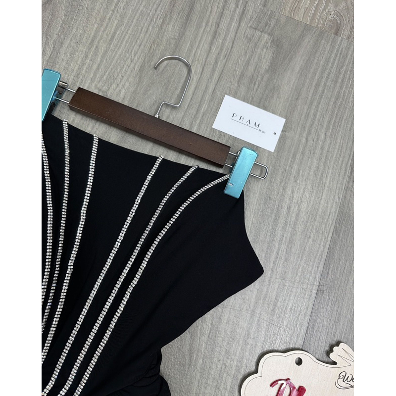 Body ống cúp đá tà bèo